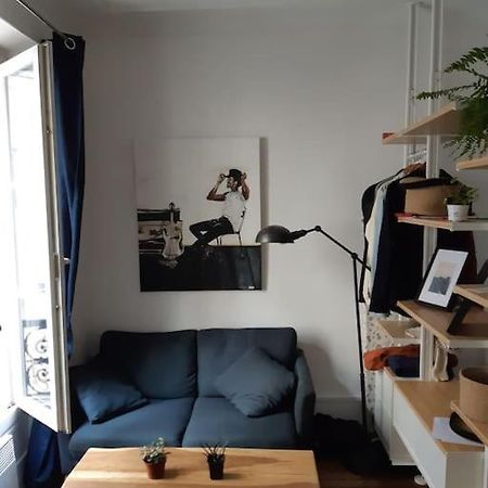 Paris: Appartement Batignolles Экстерьер фото